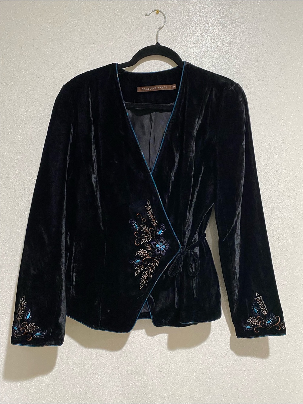 Double D Ranch Embroidered Velvet Jacket in Black Size Medium